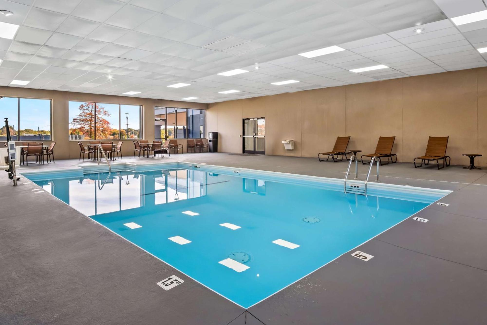Surestay Plus Hotel By Best Western Stevensville St Joseph Zewnętrze zdjęcie